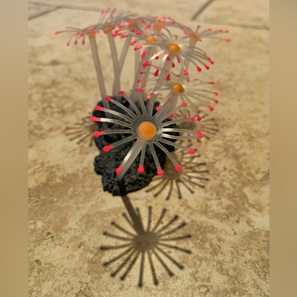 Top Fin Moveable Flowers Aquarium Ornament - Picture 6 of 7